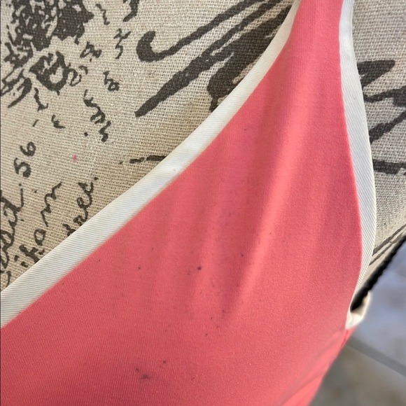 Victoria's Secret Pink Bikini Top - Picture 6 of 7